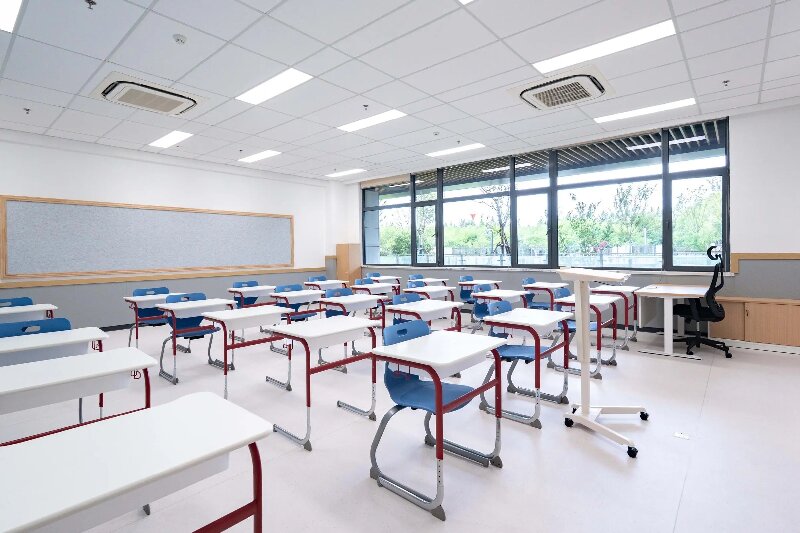 潔福學(xué)校pvc地板