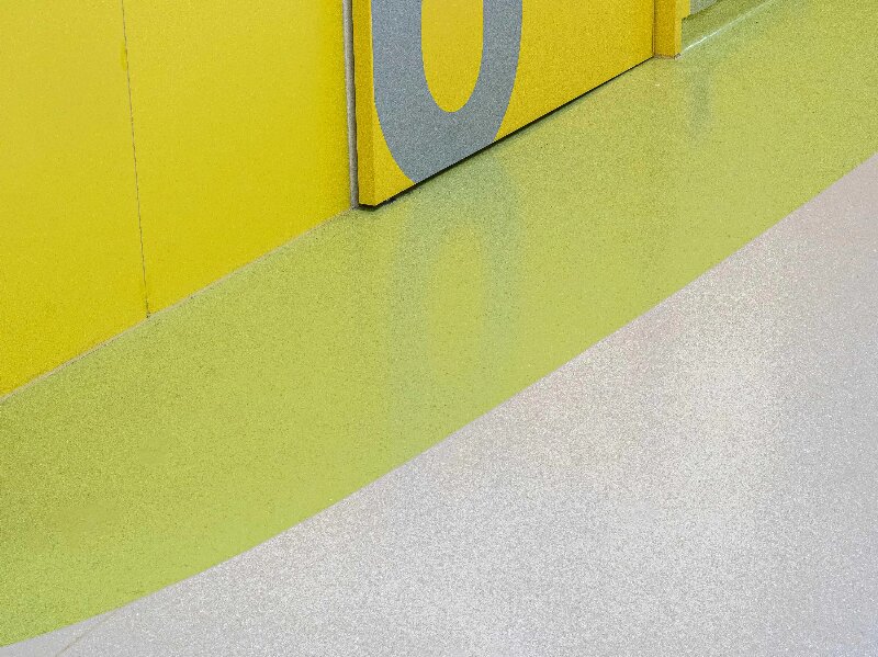 潔福同質(zhì)透心地板